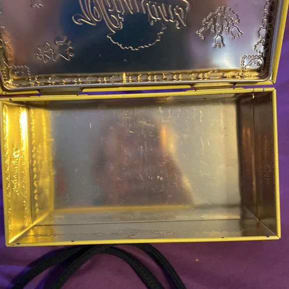 1947 Vintage Whitman's Sampler Tin Hinged Box - Picture 14 of 14